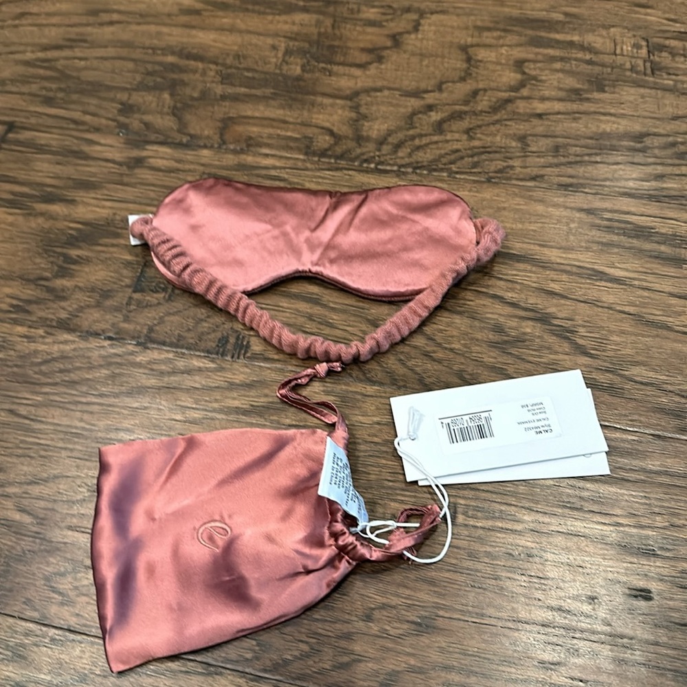 Calme / Johnny Was cashmere and silk eyemask